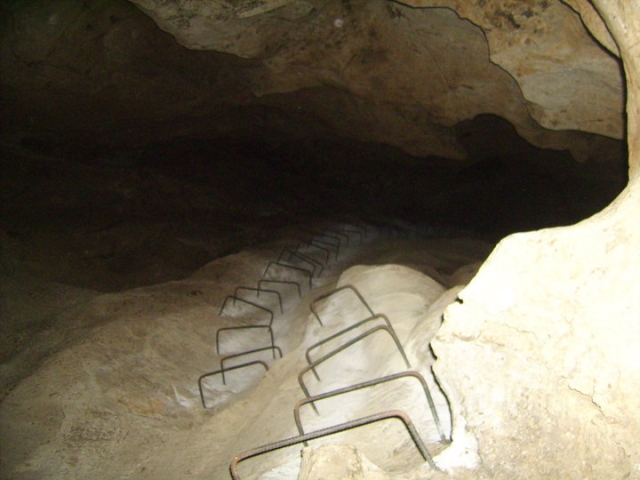 Ferrata en la cuevas